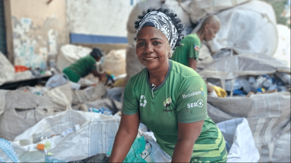 Catadores de cooperativas apoiadas pela Braskem fortalecem a cadeia de reciclagem